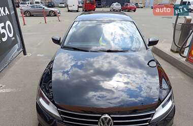 Седан Volkswagen Jetta 2015 в Киеве