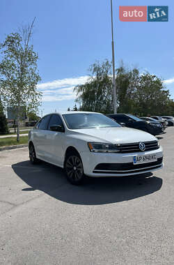 Седан Volkswagen Jetta 2015 в Запоріжжі