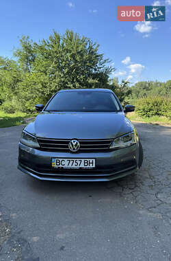 Седан Volkswagen Jetta 2016 в Кривому Розі
