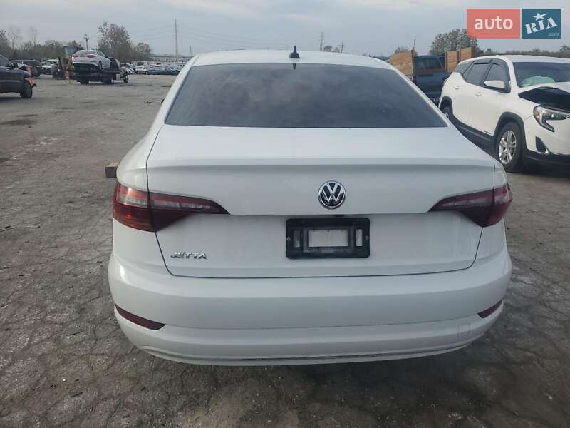 Седан Volkswagen Jetta 2019 в Львове