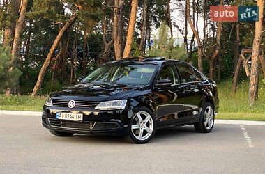 Седан Volkswagen Jetta 2011 в Киеве