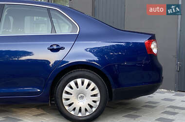 Седан Volkswagen Jetta 2006 в 