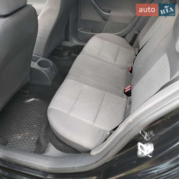 Седан Volkswagen Jetta 2006 в Сумах