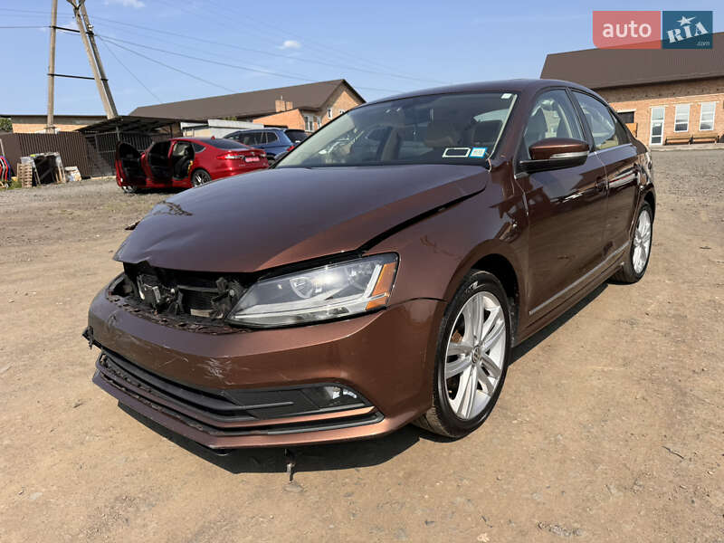 Седан Volkswagen Jetta 2017 в 
