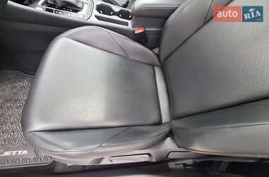 Седан Volkswagen Jetta 2018 в 