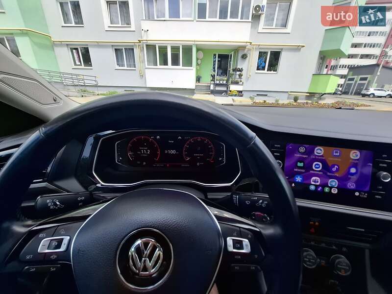 Седан Volkswagen Jetta 2018 в Львове