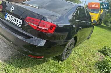 Седан Volkswagen Jetta 2015 в 