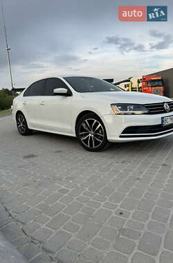 Седан Volkswagen Jetta 2017 в Львове