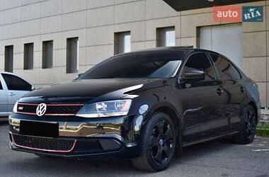 Седан Volkswagen Jetta 2011 в Кривому Розі