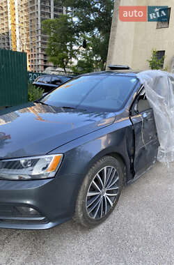 Седан Volkswagen Jetta 2015 в 
