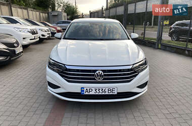 Седан Volkswagen Jetta 2019 в 
