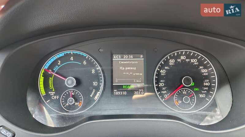 Седан Volkswagen Jetta 2014 в Києві