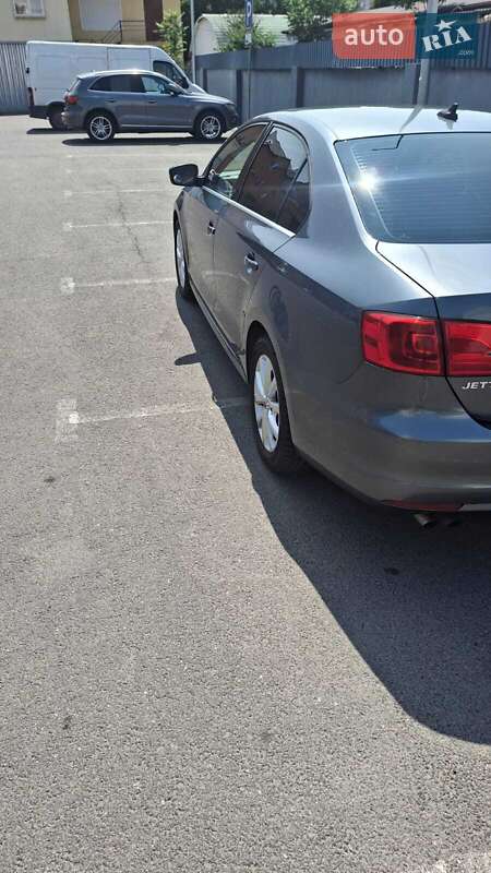 Седан Volkswagen Jetta 2014 в Херсоне