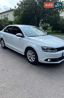 Седан Volkswagen Jetta 2014 в Черкасах