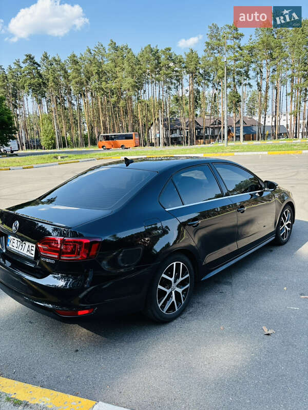 Седан Volkswagen Jetta 2013 в Києві