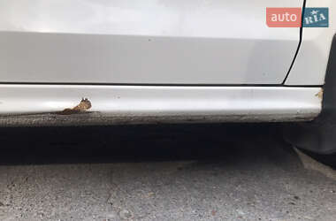 Седан Volkswagen Jetta 2013 в 