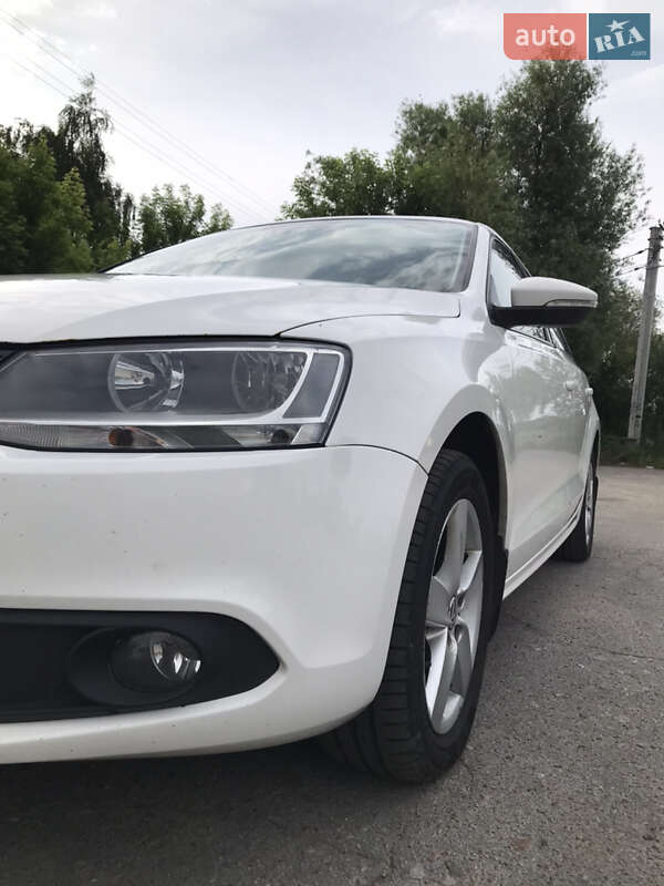 Седан Volkswagen Jetta 2013 в Макарове