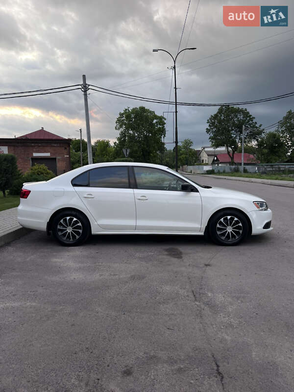 Седан Volkswagen Jetta 2012 в Шептицькому