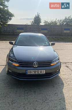 Седан Volkswagen Jetta 2015 в 