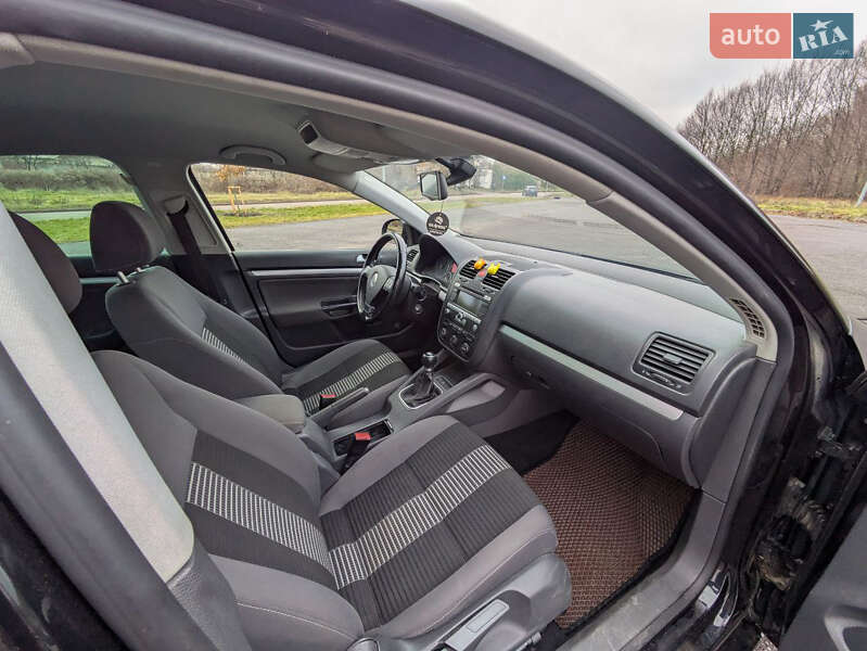 Седан Volkswagen Jetta 2008 в Львове