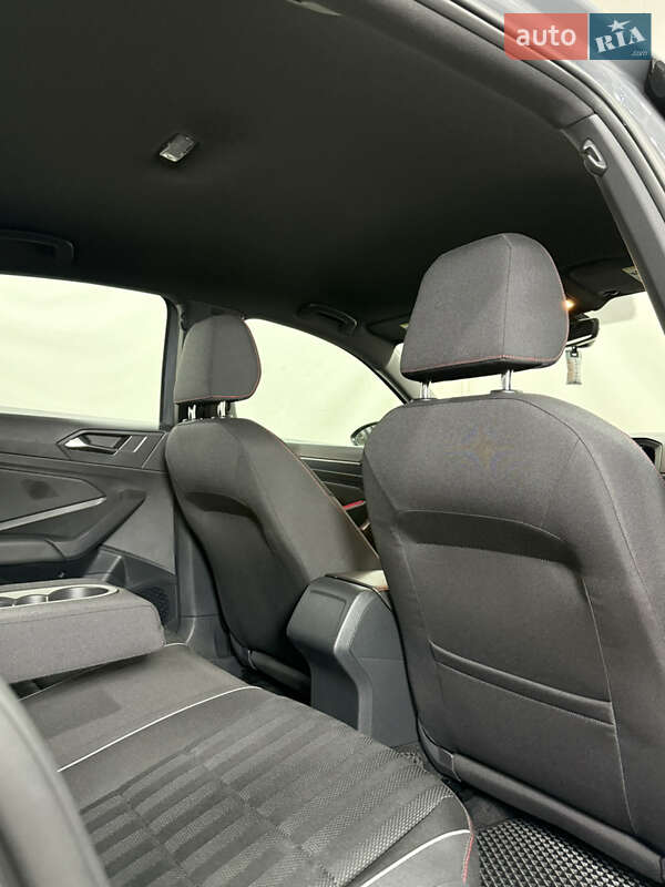 Седан Volkswagen Jetta 2019 в Одессе