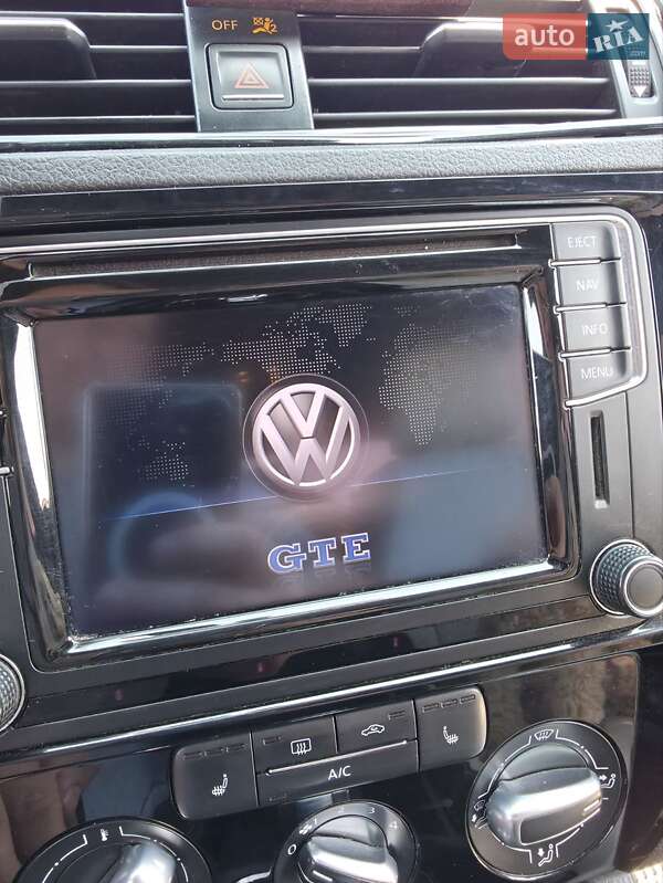 Седан Volkswagen Jetta 2015 в Нововолинську