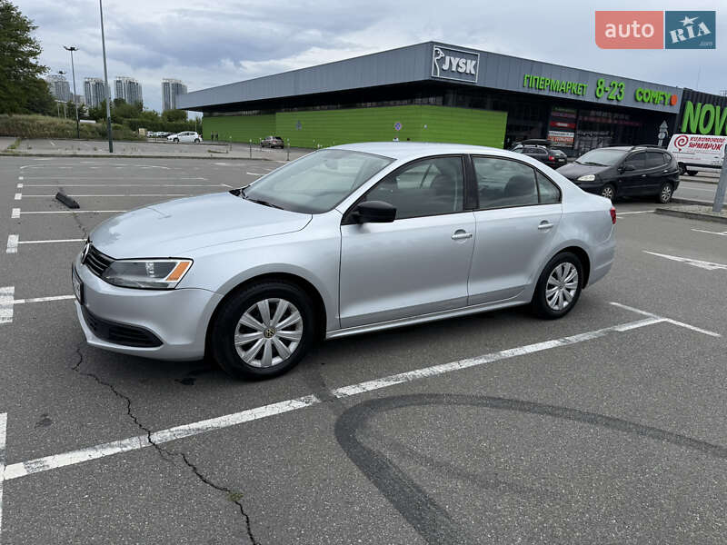 Седан Volkswagen Jetta 2011 в Киеве
