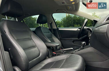 Седан Volkswagen Jetta 2013 в 