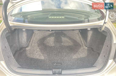 Седан Volkswagen Jetta 2012 в 
