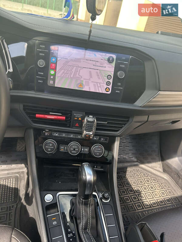 Седан Volkswagen Jetta 2021 в Хмельницком