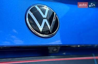 Седан Volkswagen Jetta 2023 в 