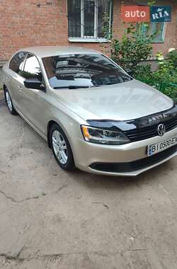 Седан Volkswagen Jetta 2012 в 