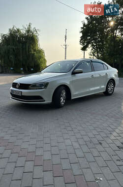 Седан Volkswagen Jetta 2016 в Виннице