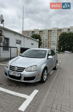 Седан Volkswagen Jetta 2010 в Софиевской Борщаговке