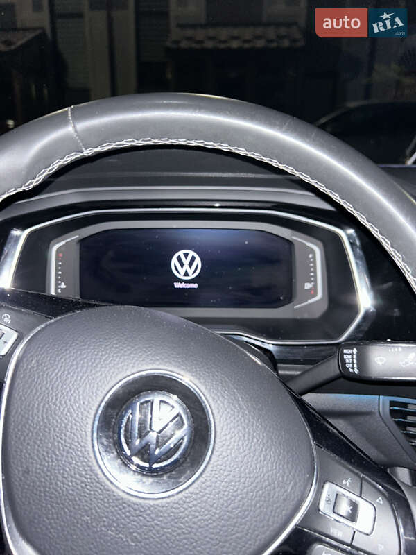 Седан Volkswagen Jetta 2021 в Хмельницком