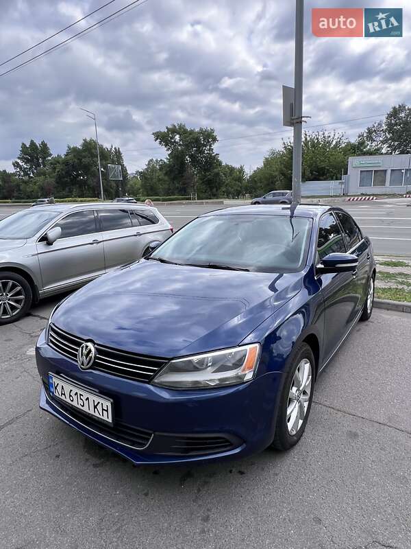 Седан Volkswagen Jetta 2013 в Києві
