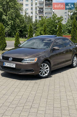 Седан Volkswagen Jetta 2011 в Дрогобичі