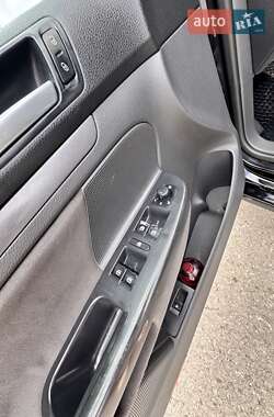 Седан Volkswagen Jetta 2008 в 