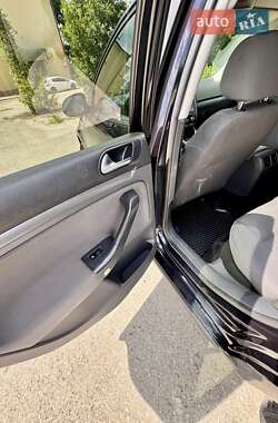 Седан Volkswagen Jetta 2008 в 