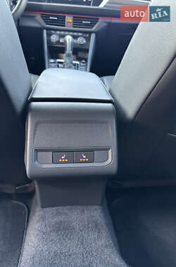 Седан Volkswagen Jetta 2019 в 