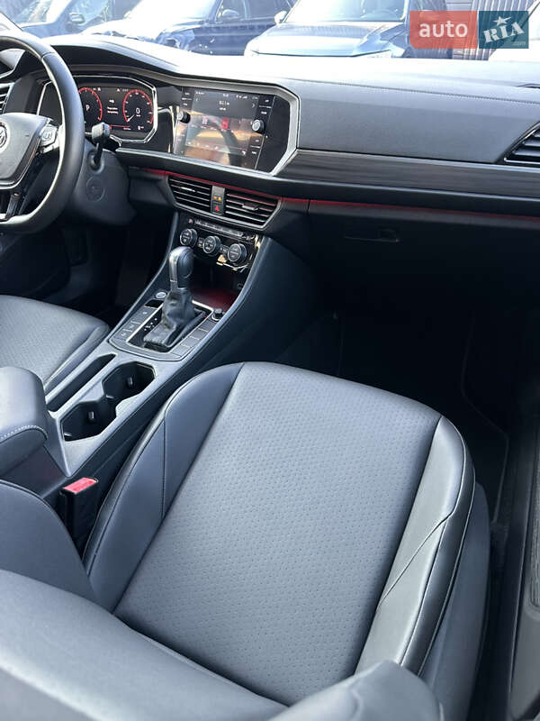 Седан Volkswagen Jetta 2019 в Білогородці