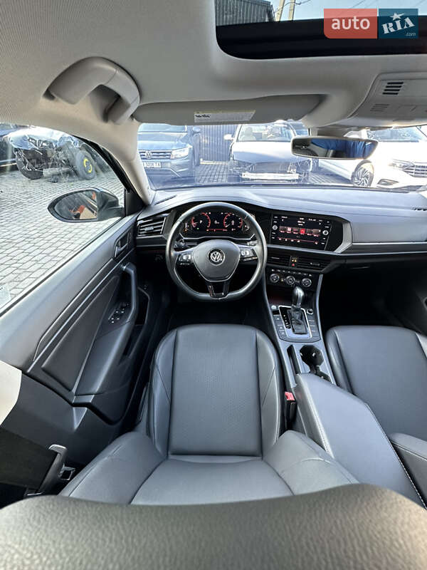 Седан Volkswagen Jetta 2019 в Білогородці