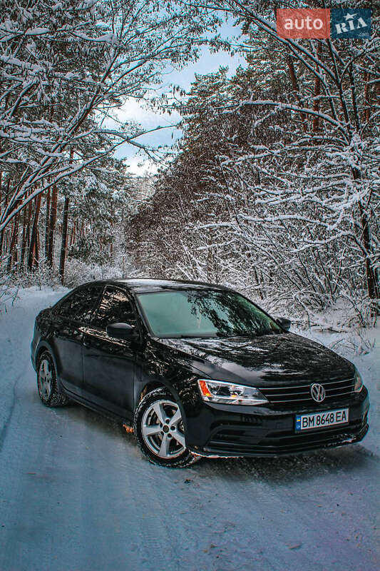 Седан Volkswagen Jetta 2015 в Лебедині