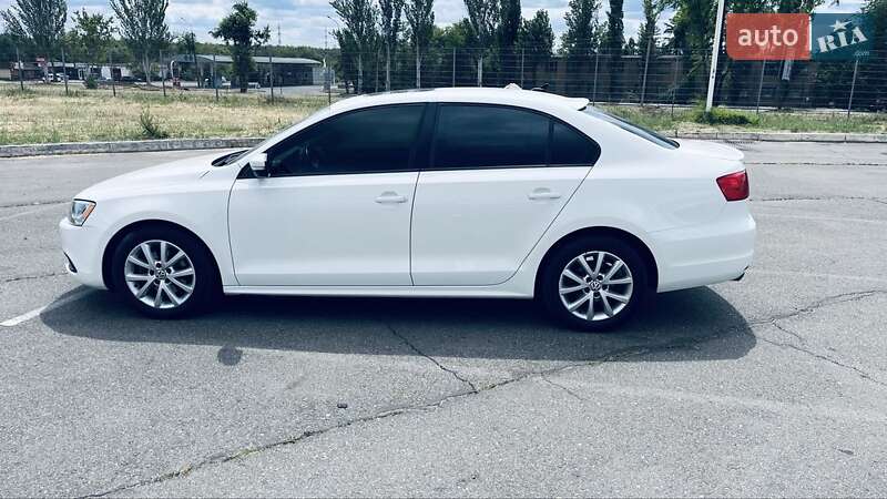 Volkswagen Jetta 2011