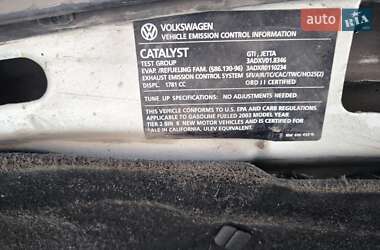 Седан Volkswagen Jetta 2003 в 