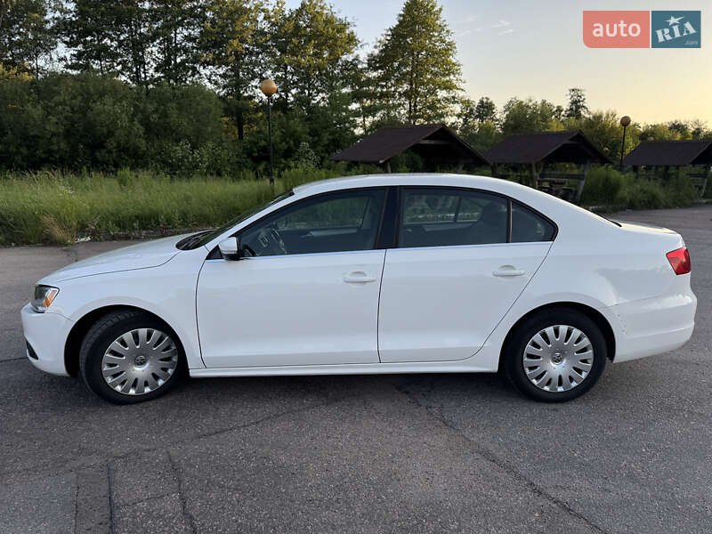 Седан Volkswagen Jetta 2012 в Житомире