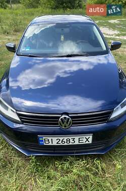 Седан Volkswagen Jetta 2013 в Новых Санжарах