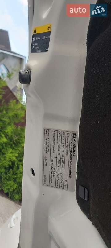 Седан Volkswagen Jetta 2016 в Києві