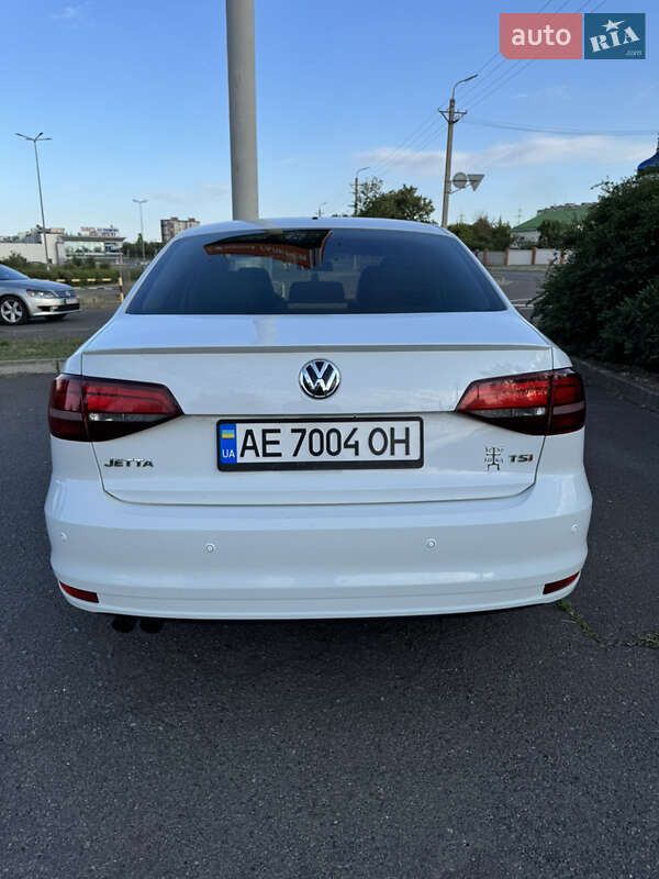 Седан Volkswagen Jetta 2016 в Кривому Розі