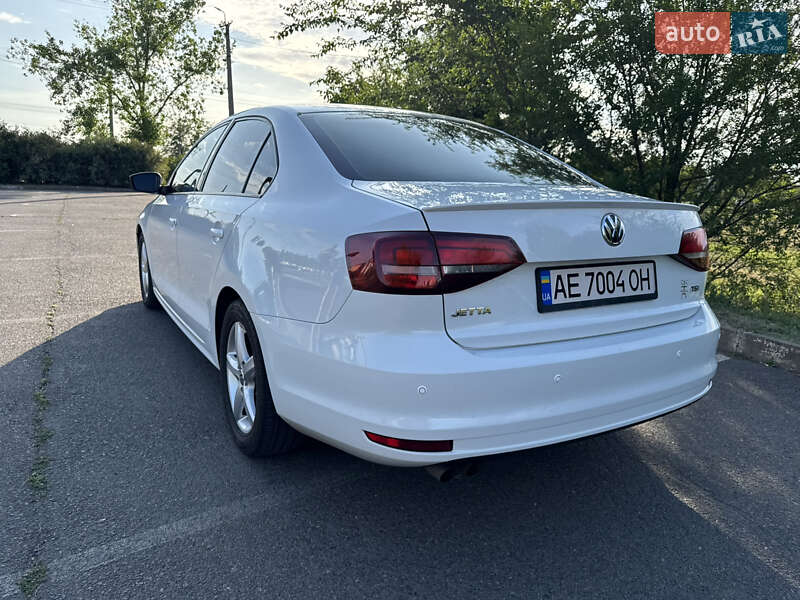 Седан Volkswagen Jetta 2016 в Кривому Розі